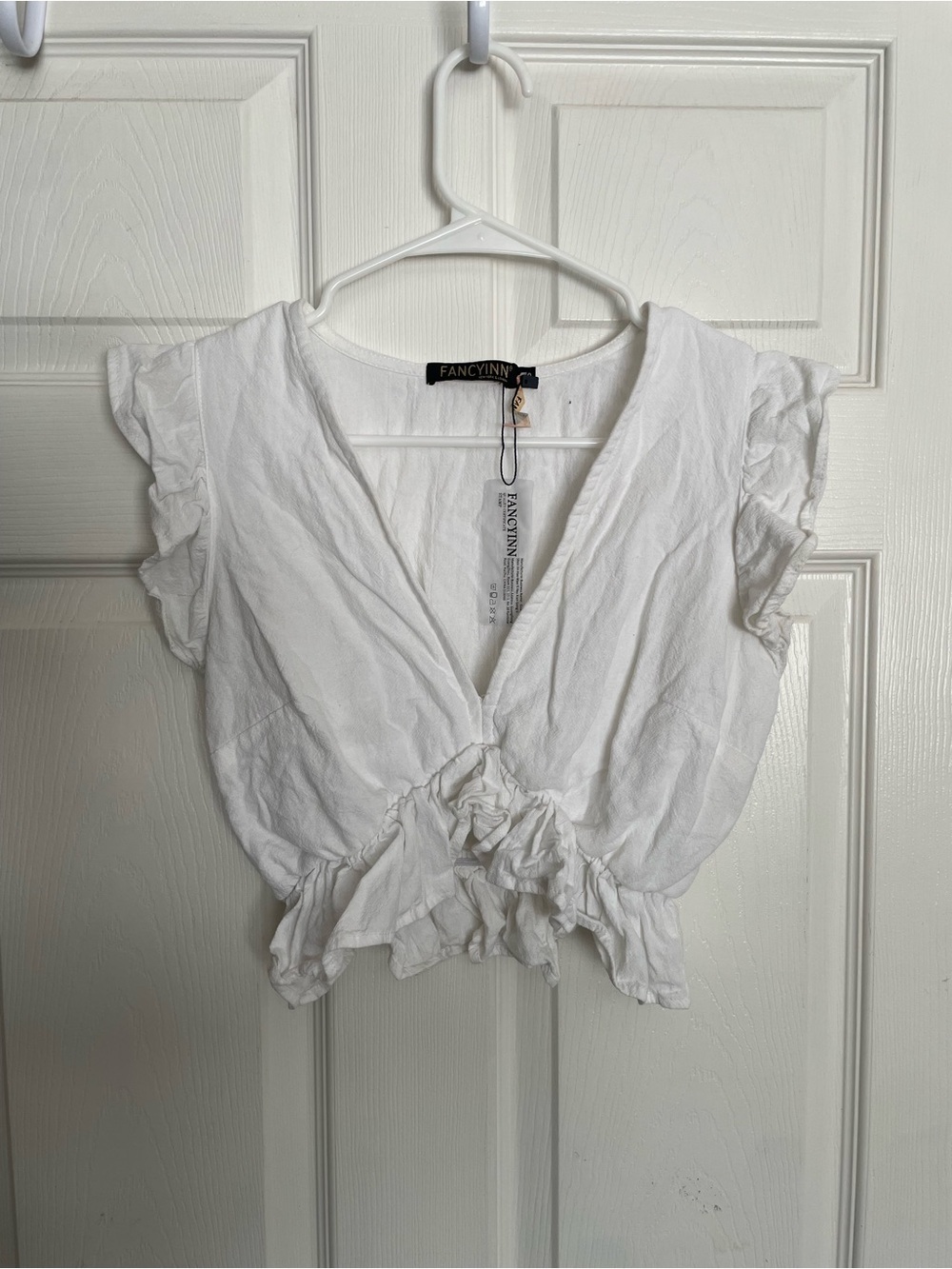 NWT FANCYINN Womens XS White Ruffle Tie-Front Crop Top